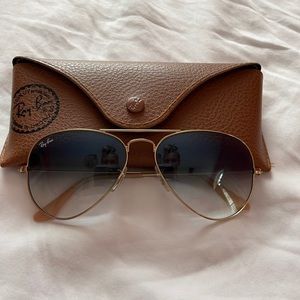 Ray-Ban Aviator light blue Gradient sunglasses